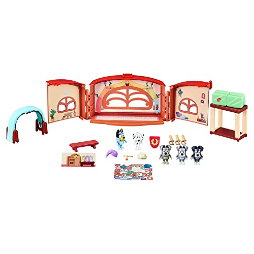 Quoersrti Bluey School Playset with Mates School Playset with 5 Figures - Chloe, The Terriers Amazon Exclusive von BlueY