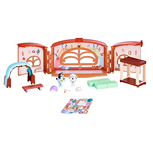 Bluey - School Friends Theme School Play Set (90175) von BlueY