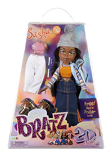 Bratz 20 Yearz Special Edition Modepuppe Sasha - Holografische Verpackung & Poster - Sammlerpuppe - 20 Yearz Motiv, Fan-Liebling Neuauflage von 2001 - Enthält 2 Outfits, Schuhe, Tasche & mehr von Bratz