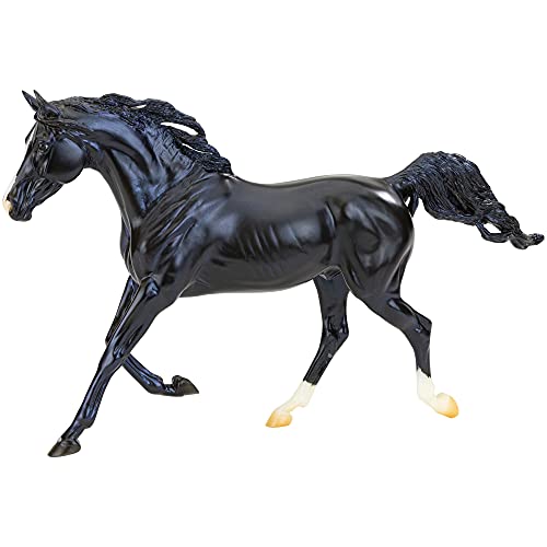 Breyer Horses Traditional Series KB Omega Fahim | Pferde-Spielzeugmodell | 29,2 x 22,9 cm | Maßstab 1:9 | Modell #1846, mehrfarbig von Breyer