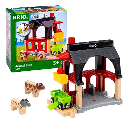 BRIO 36012 Tierscheune mit Heuwaggon - Zubehör zum Zugset für Kinder ab 3 Jahren von BRIO