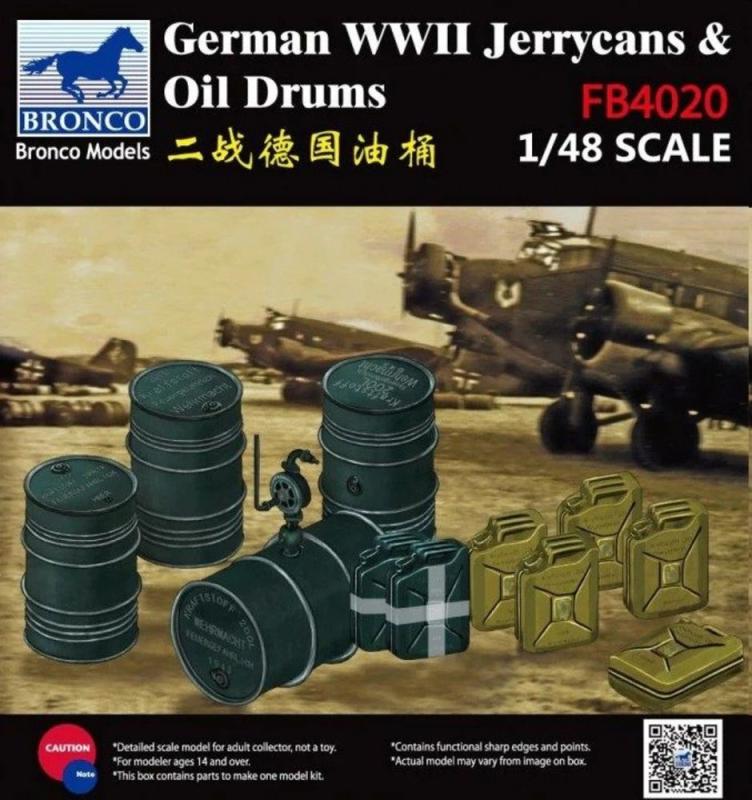 WWII German Jerry Can & Fuel Drum von Bronco Models