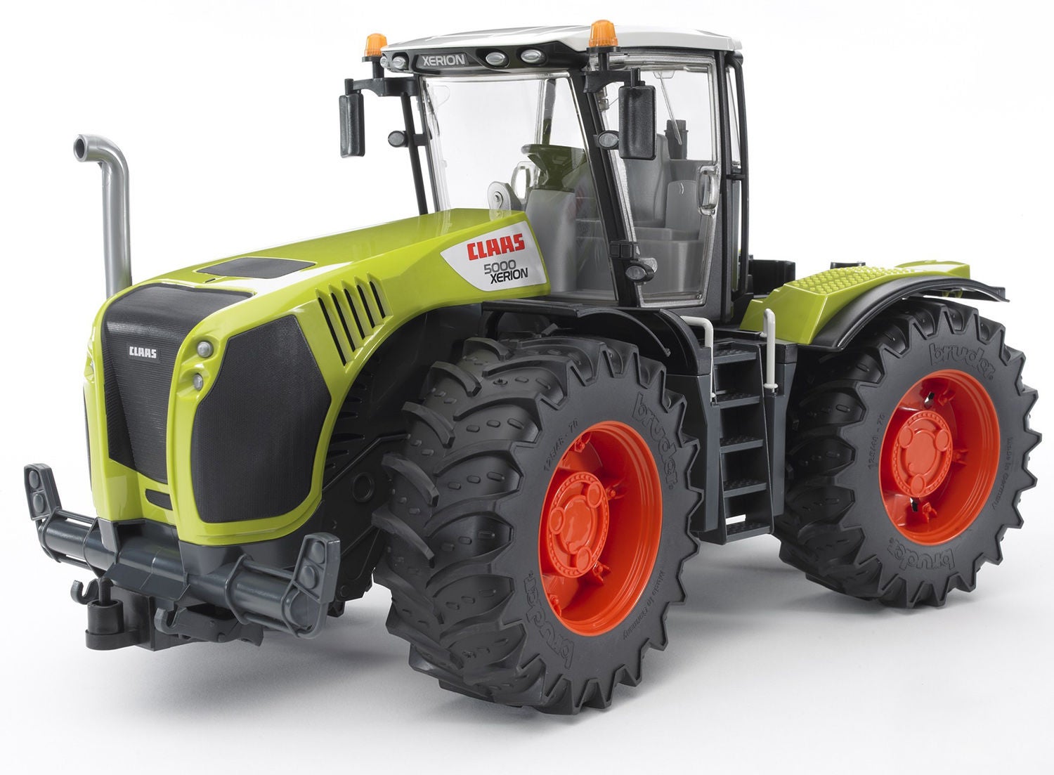 Bruder Claas Xerion 5000 Traktor 03015 von Bruder