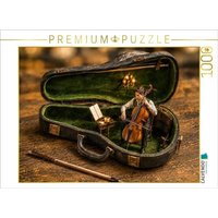 CALVENDO Puzzle Melodie im verborgenen Koffer 1000 Teile Lege-Größe 64x48cm Foto-Puzzle für glückliche Stunden CALVENDO Puzzle Melodie im verborgenen Koffer 1000 Teile Lege-Größe 64x48cm Foto-Puzzle für glückliche Stunden von CALVENDO Verlag GmbH