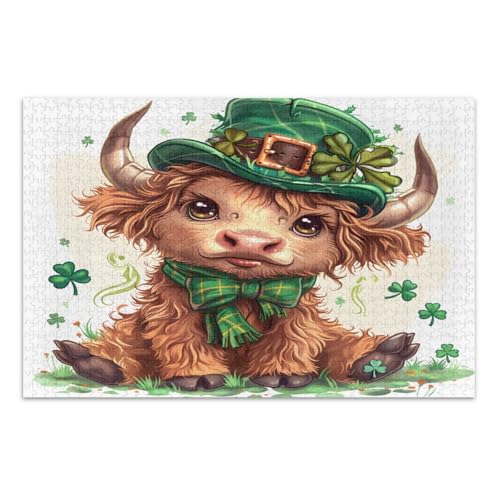 Niedliches St. Patrick's Day Hochlandkuh Puzzle, 500 Teile, Familienpuzzle, lustiges und farbenfrohes Kunstwerk, Heimdekoration, fertige Größe 50,5 x 37,8 cm von CHIFIGNO