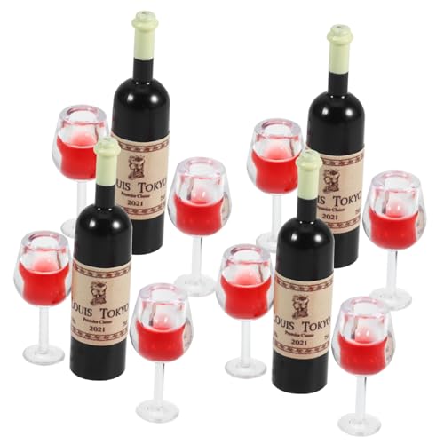 CORHAD 4er Set Mini Weinflaschen Und Champagnerbecher Für Puppenhäuser Miniatur Likörflaschen Und Weinkelche Ideal Für Puppenfiguren Und Zubehör Für Miniatur Puppenhaus Dekoration von CORHAD