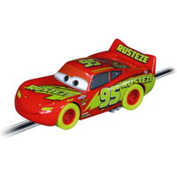 CARRERA 20064220 GO CARS Lightning McQueen - Glow Racers von Carrera