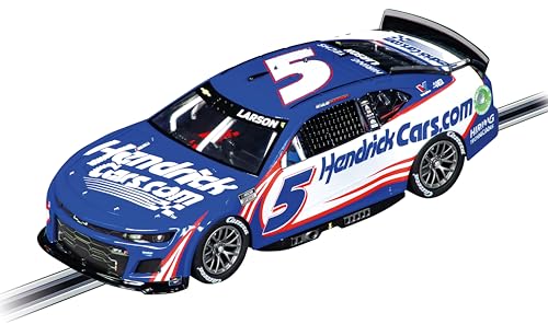 Carrera 27765 NASCAR Camaro NextGen ZL1 Hendrick Motorsports, Kyle Larson, No.5 1:32 Scale Evolution Analog Slot Car von Carrera