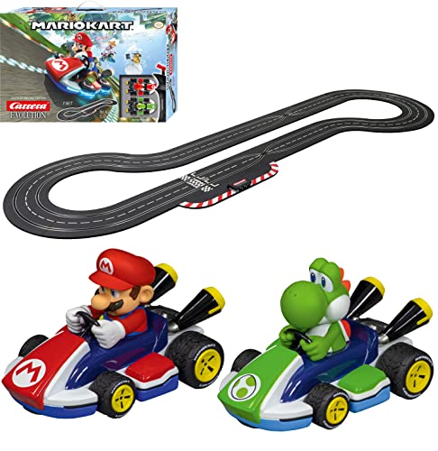 Carrera Evolution Analoges, elektrisches Rennbahn-Set im Maßstab 1:32, enthält zwei Autos im Maßstab 1:32 und zwei Dual-Speed-Controller, ab 8 Jahren, Mario Kart von Carrera