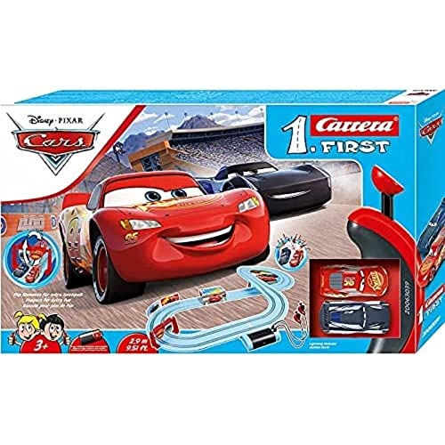 Carrera FIRST Disney Pixar Cars - Piston Cup Autorennbahn für Kinder ab 3 Jahren I 2,9m Rennstrecke I 2 ferngesteuerte Autos mit Lightning McQueen und Jackson Storm I Geschenke zu Ostern, 114 x 87 x 10 cm von Carrera