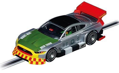 Carrera Evolution Ford Mustang GTY, New Crow – Slotcar mit Lichtfunktionen, digital nachrüstbar & detailgetreu – Für spannende Rennen auf der Carrera Bahn von Carrera Evolution