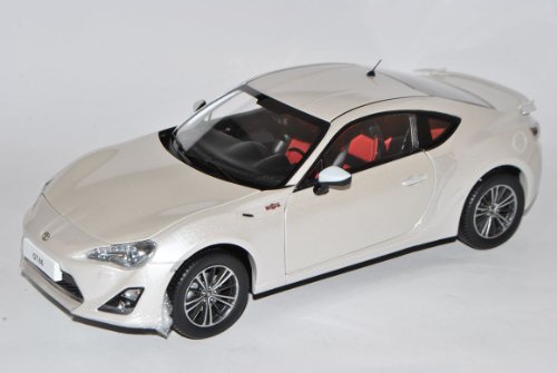 Century Dragon T*o*y*o*t*a GT86 Coupe Weiss Ab 2012 1/18 Modell Auto mit individiuellem Wunschkennzeichen von Century Dragon