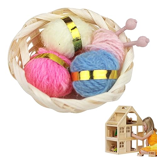 Cndiyald Puppenhausnadelkorb 1:12 Miniatur -Strickkorb mit Wollgarnkugel Mini -Strickgarnnadeln in Korbpuppenhauszubehör für Weihnacht Dollhouse Dekor 1,18x 0,79 Zoll von Cndiyald