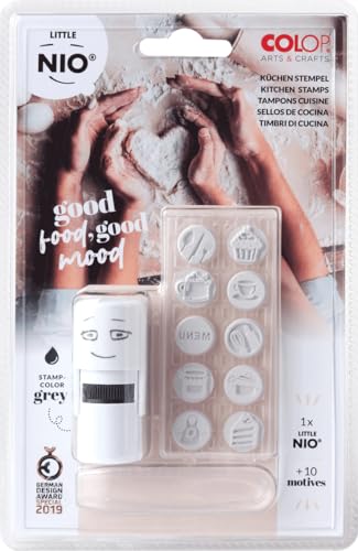 COLOP Little NIO Stempelset KÜCHE & KOCHEN. Dieses Set enthält einen Stempel inkl. grauem Farbkissen und 10 verschiedene Motive zum Thema Küche/Kochen. COLOP Little NIO Stempelset KÜCHE & KOCHEN. Dieses Set enthält einen Stempel inkl. grauem Farbkissen und 10 verschiedene Motive zum Thema Küche/Kochen. von Colop