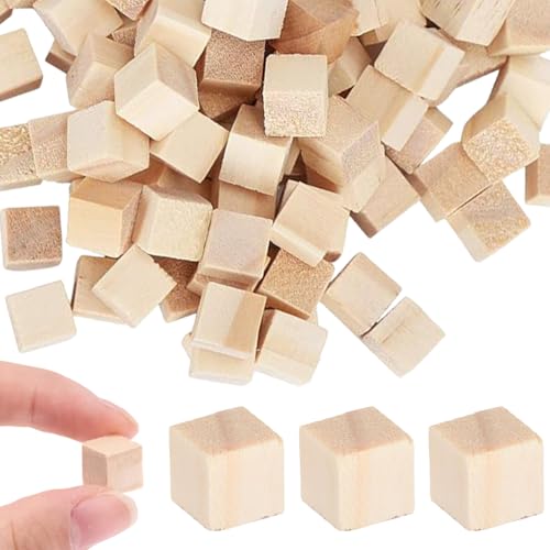 Csafyrt 100pcs Holzblöcke Natrual Holzwürfel Mini -Quadratzentimeter Würfel Bildungsholz Block Mathematikunterrichtshilfen für Kinder von Csafyrt