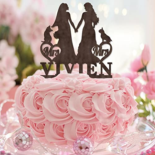 Hochzeitstortenaufsatz aus Holz mit Aufschrift "Mrs and Mrs", mit Hund, Katze, Silhouette, Braut und Braut, Retro-Kuchenaufsatz, zwei Frauen, Hochzeitstortendekoration, personalisierbar, von CustonCares