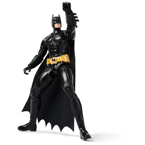 The Dark Knight - Batman Actionfigur bekannt aus der legendären The Dark Night Trilogie in 30cm. Ab 3 Jahren von DC Comics