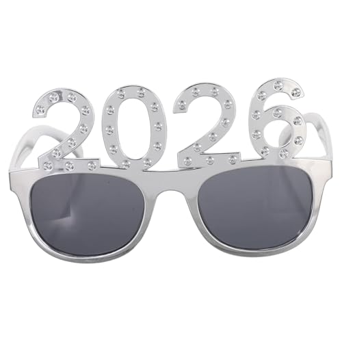 DEARMAMY Partybrille Silbern Lustige Neujahrszahl Sonnenbrille als Fotorequisite für Silvesterfeiern und Abschlussfeste Leichtes Tragbares Partyaccessoire DEARMAMY Partybrille Silbern Lustige Neujahrszahl Sonnenbrille als Fotorequisite für Silvesterfeiern und Abschlussfeste Leichtes Tragbares Partyaccessoire von DEARMAMY