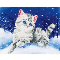 DIAMOND DOTZ® DD5.006 Original Diamond Painting Set Katze Kitten in the Snow 36 x 28 cm von DIAMOND DOTZ®