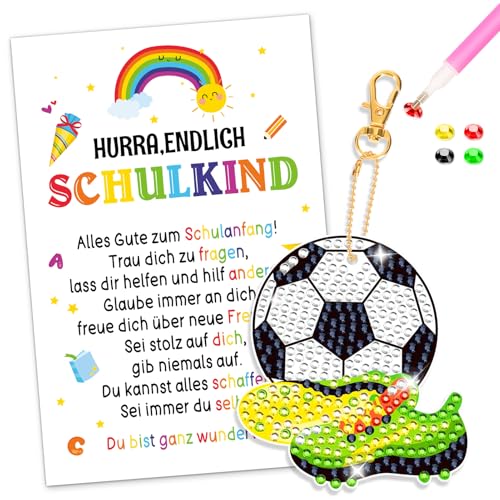 DPKOW Fußball Einschulungsgeschenke Jungen Schultüte Füllung, DIY Diamant Painting Schlüsselanhänger Schulanfang Schulkind Geschenke für Junge Fußball Glücksbringer Schulanfang Bastelset, mit Karte DPKOW Fußball Einschulungsgeschenke Jungen Schultüte Füllung, DIY Diamant Painting Schlüsselanhänger Schulanfang Schulkind Geschenke für Junge Fußball Glücksbringer Schulanfang Bastelset, mit Karte von DPKOW