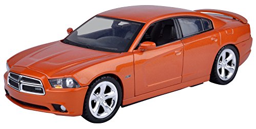 Motormax 2011 Dodge Charger R/T 73354, Silber, 1:24 Die Cast von Daron