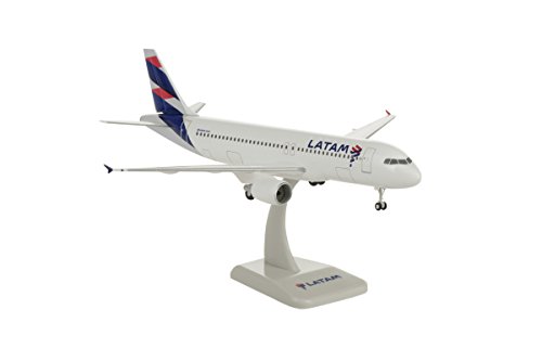 Unbekannt Airbus A320 LATAM Scale 1:200 von Daron