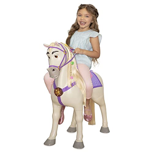 Disney Princess Playdate - Many Moods Maximus ist 81,3 cm groß und zeigt 4 Ausdrücke mit Geräuschen von Disney Princess