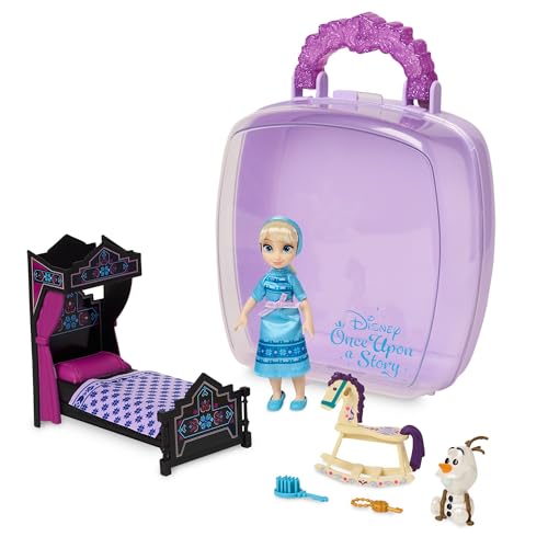 Disney Store Offizielles ELSA Minipuppen-Spielset, Die Eiskönigin - Völlig unverfroren, Once Upon a Story Kollektion, 7-TLG., Figurenset mit Zubehör, inklusive Olaf, Schaukelpferd, Ab 3 Jahren von Disney Store