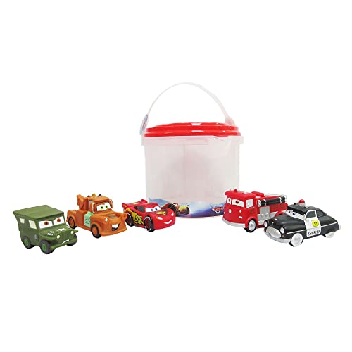 Disney Store Official - Pixar - Cars - Badespielzeugset - 5 Teile - Mit Lightning McQueen, Hook, Sheriff und Anderen - Mit Eimer und Siebdeckel - Spielzeug für Bad oder Planschbecken - Ab 6 Monaten von Disney Store