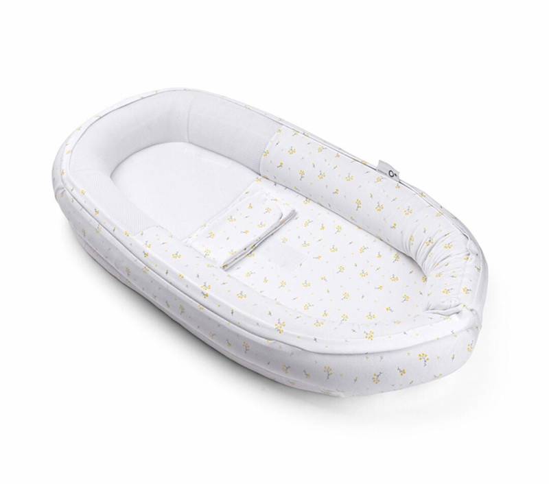 Doomoo Cocoon Babynest Blumen, Gelb von Doomoo