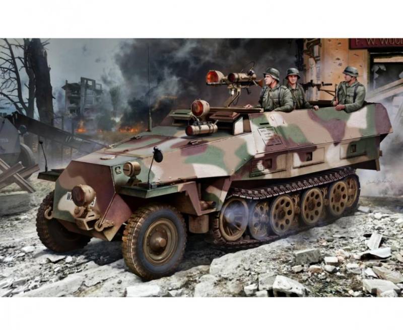 Sd.Kfz.251/1 Ausf.D w/Night Vision von Dragon