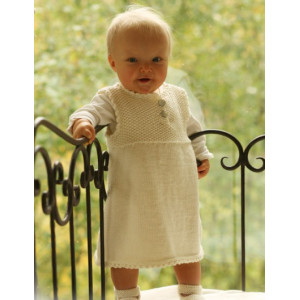 Baby Harriet by DROPS Design - Strickmuster mit Kit Baby-Kleid und Sch - 12/18 mdr von Drops - Garnstudio