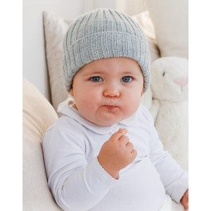 Little Pearl Hat by DROPS Design - Baby Mütze Strickmuster Größe 0/1 M - 0/1 mdr von Drops - Garnstudio