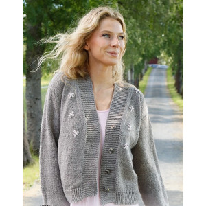 Shy Daisy Cardigan by DROPS Design - Strickmuster für Strickjacken Grö - XX-Large von Drops - Garnstudio