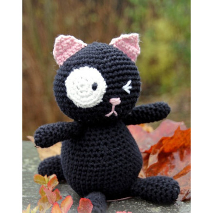 Sylvester by DROPS Design - Häkelmuster mit Kit Katze 18cm Sylvester by DROPS Design - Häkelmuster mit Kit Katze 18cm von Drops - Garnstudio