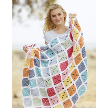 Too Much Fun by DROPS Design - Häkelmuster mit Kit Decke mit Vierecken 88x121cm Too Much Fun by DROPS Design - Häkelmuster mit Kit Decke mit Vierecken 88x121cm von Drops - Garnstudio