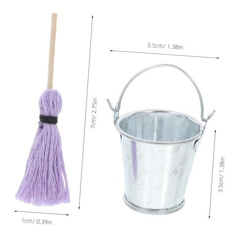 ERINGOGO Miniatur Reinigungsset Puppenhaus Zubehör Handgefertigt Kleiner Metall Eimer Langlebiger Miniatur Mopp für DIY Dekoration und Kreative Szenengestaltung ERINGOGO Miniatur Reinigungsset Puppenhaus Zubehör Handgefertigt Kleiner Metall Eimer Langlebiger Miniatur Mopp für DIY Dekoration und Kreative Szenengestaltung von ERINGOGO