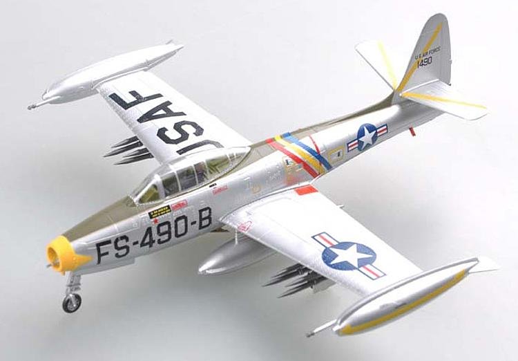 F-84G 51-10353310 Fighter BomberSquadro von Easy Model