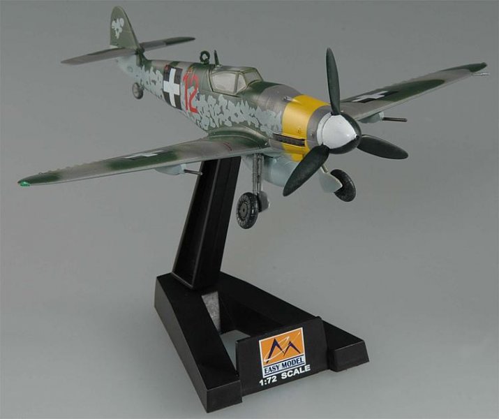 Messerschmitt Bf 109 G-10 1945 Ungarn von Easy Model