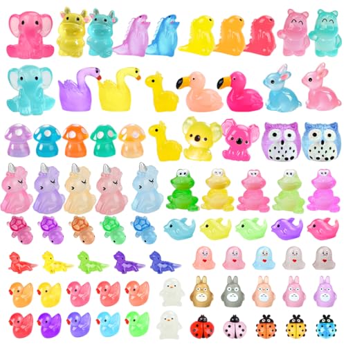 80 Stück Mini Harz Tierfiguren Set, Leuchtende Harz Tiere, Miniatur Figuren Kleine Kaninchen Dinosaurier Elefanten Koalas Eulen zum Basteln für Aquarium Puppenhaus Miniaturgarten Landschaftsgärten 80 Stück Mini Harz Tierfiguren Set, Leuchtende Harz Tiere, Miniatur Figuren Kleine Kaninchen Dinosaurier Elefanten Koalas Eulen zum Basteln für Aquarium Puppenhaus Miniaturgarten Landschaftsgärten von Elektheim