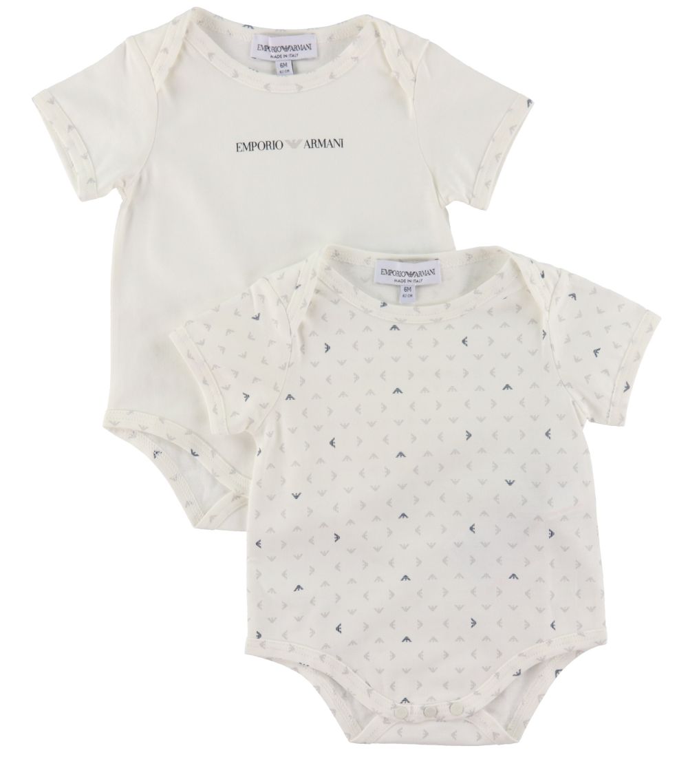 Emporio Armani Bodys k/ä - 2er-Pack - Aquilebianche - Emporio Armani - 9 mt - Body K/Ä Emporio Armani Bodys k/ä - 2er-Pack - Aquilebianche - Emporio Armani - 9 mt - Body K/Ä von Emporio Armani