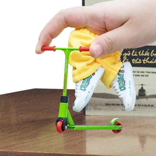 Finger Scooter Metal - 8,5 Cm Alloy Finger Scooter Set,Finger Stunt Scooter,Finger Roller Scooter,Finger Board Set,Finger Zweirad Roller Scooter Finger Schuhe Fingerhose,Fingerspitzenbewegung von Eoixuqba