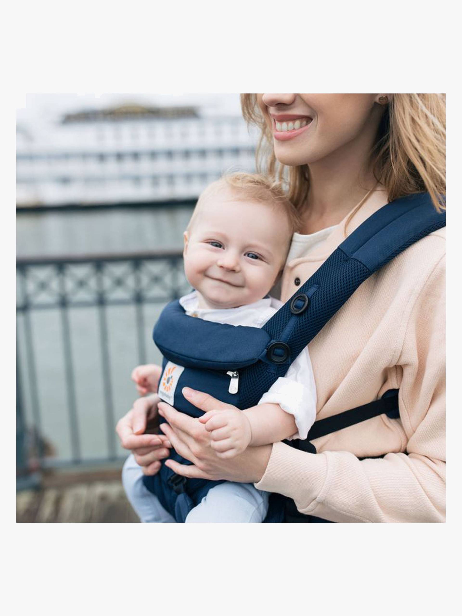 Ergobaby Omni 360 Cool Air Babytrage, Nachtblau Ergobaby Omni 360 Cool Air Babytrage, Nachtblau von Ergobaby