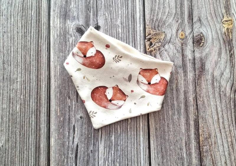 Baby Halstuch Lätzchen Fuchs Jungen Mädchen Braun Geburt Geschenk Waldtiere Beige Schlafend Schläft Wald von Etsy - 17Maschen