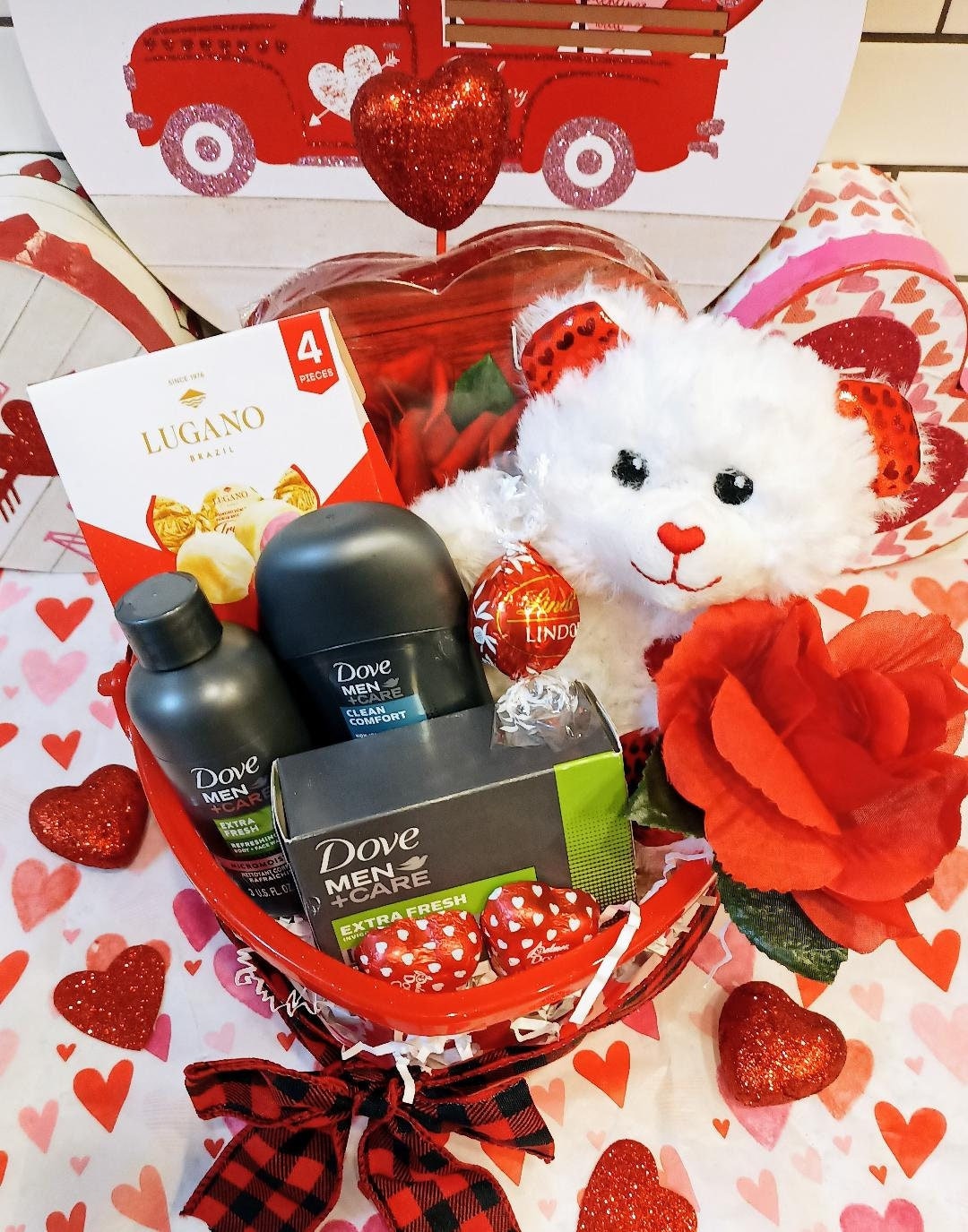 Valentinstag Herren Freund Geschenkkorb Für Ihn Taube Badekörper Spa-Set Rosenherz Lindt Trüffel Milchschokolade Teddybär Plüsch von Etsy - 365giftbasket