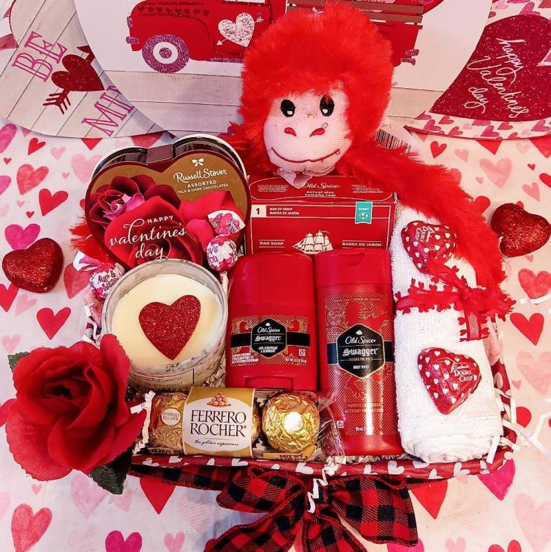 Valentinstag Männer Freund Papa Ehemann Alt Gewürz Bad Körper Spa Kerze Affe Ferrero Rocher Russel Stover Milchschokolade Geschenkkorb von Etsy - 365giftbasket