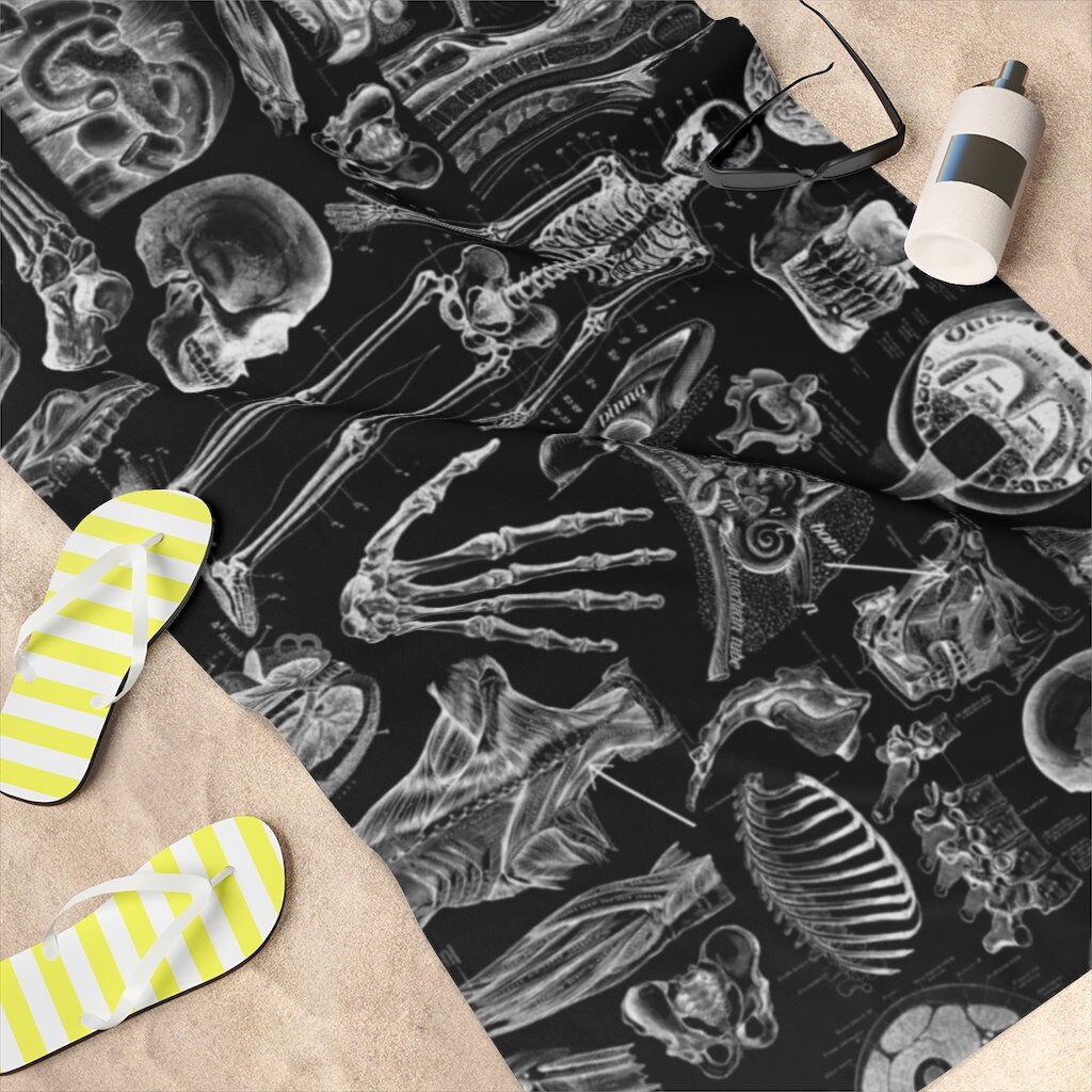 Schwarzes Gothic Human Anatomy 60x60 Inch Strandtuch von Etsy - ACCreationsStudio