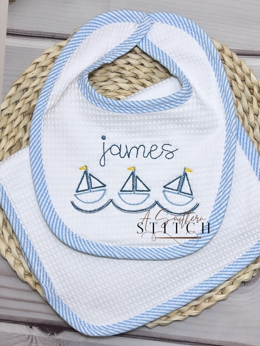 Seersucker Monogramm Lätzchen + Spucktuch Set | Baby Geschenk von Etsy - ASouthernStitchMS