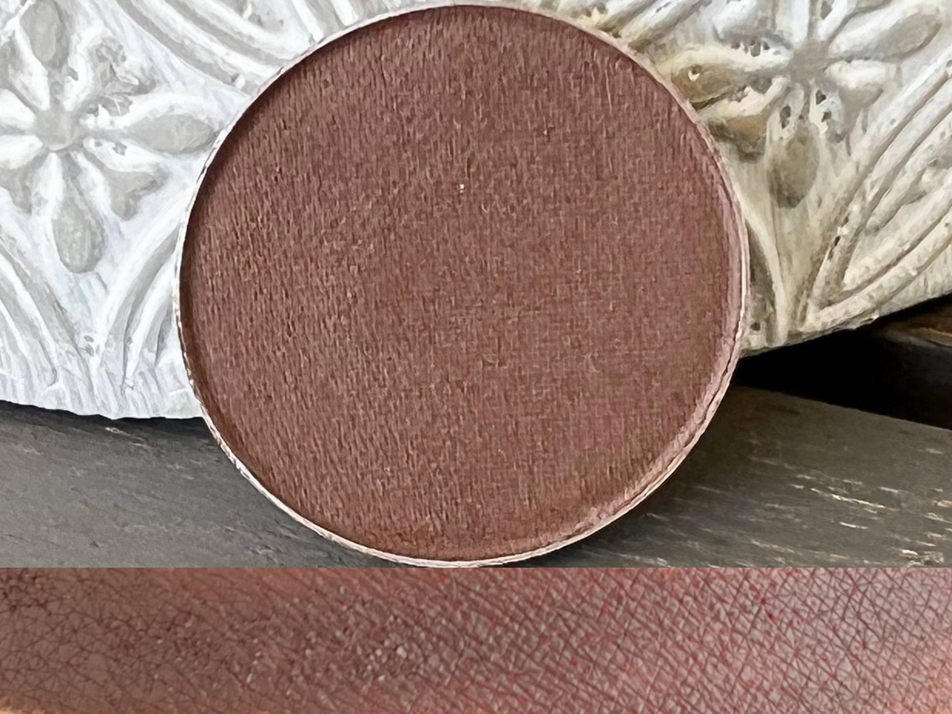 Bog Matte Pressed Lidschatten - 26mm Pfanne Oder Compact Vegan Freundlich, Tierversuchsfrei von Etsy - AddictiveCosmetics