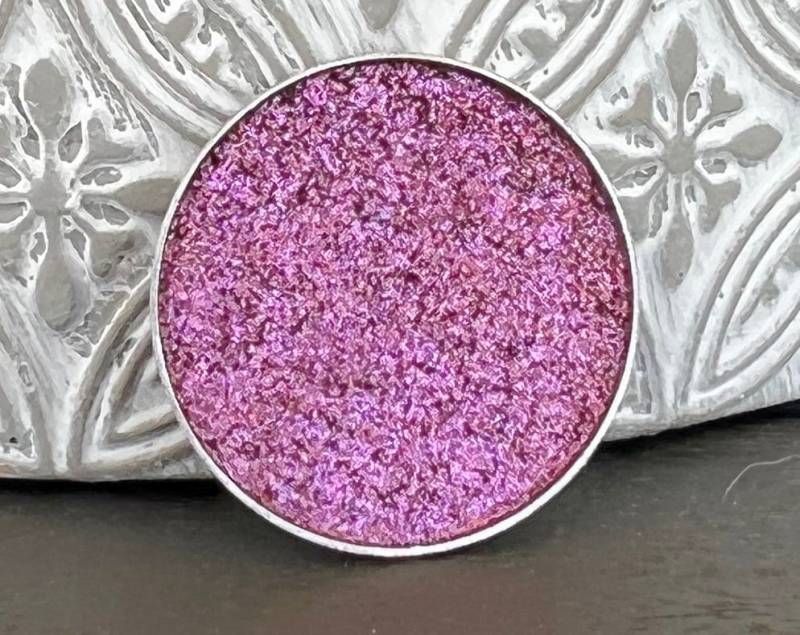 Daybreak Multi Chrome Holographic Color Shift Lidschatten - 26mm Gepresste Pfanne Oder Compact Vegan Freundlich, Ohne Tierversuche von Etsy - AddictiveCosmetics